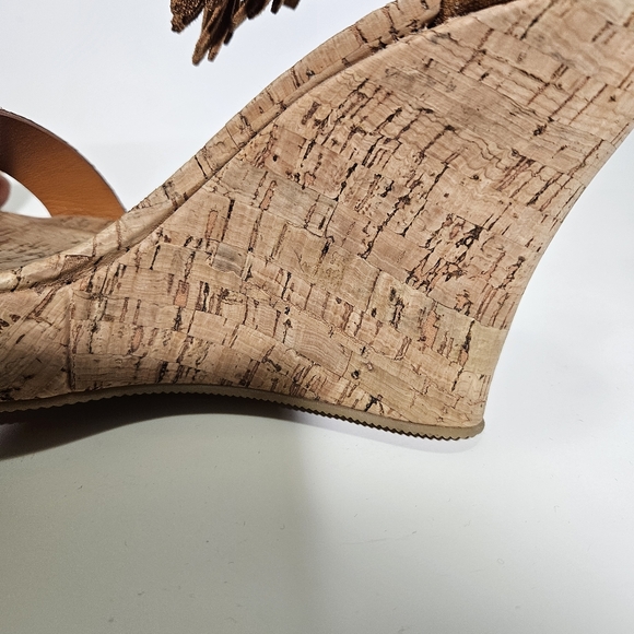 Philosophy Alberta di Ferretti Gold Suede Fringe Ankle Strap Wedge Sandals - Picture 4 of 11